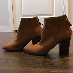 Heeled booties